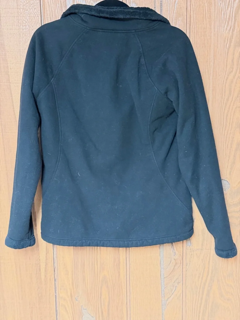 The North Face Women’s Black Full-Zip Heavy Fleece Jacket with High Collar